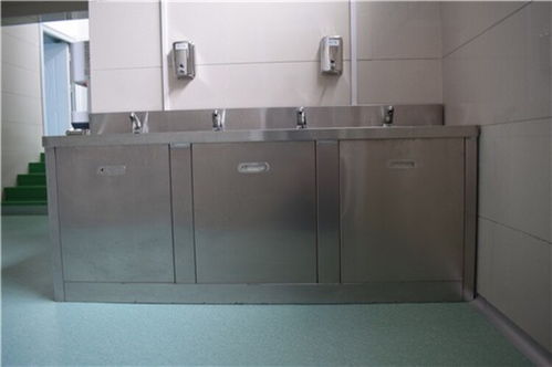 山东食品厂灌装间与无菌室的千级净化装修工程